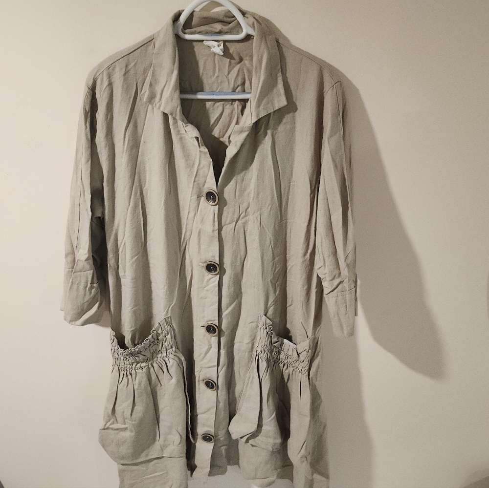 Women's Beige Button-Up Coat - Picture 3 of 3
